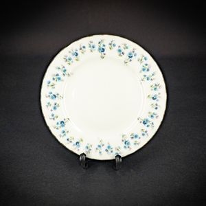 Royal Albert memory lane bread plate